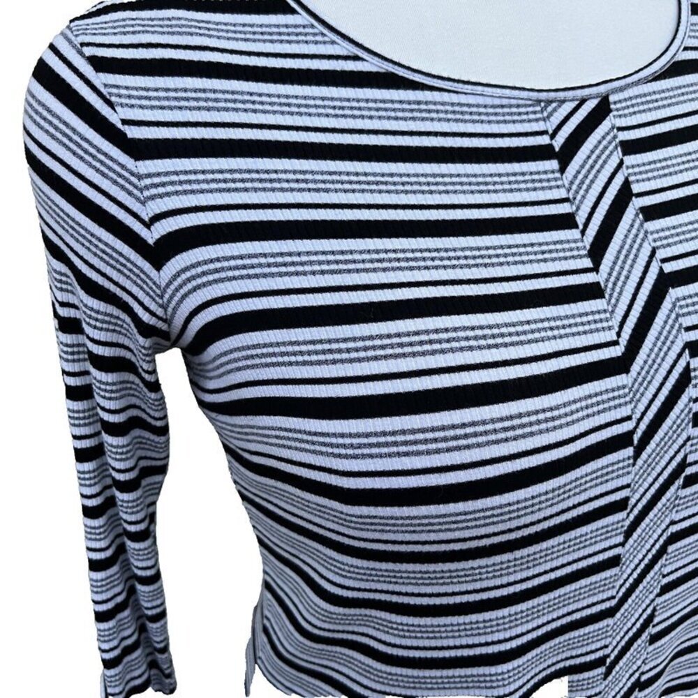 Sunday - Women's Black and White Striped Stretch Scoop Neck Tunic Plus Size 1X - Picture 6 of 16